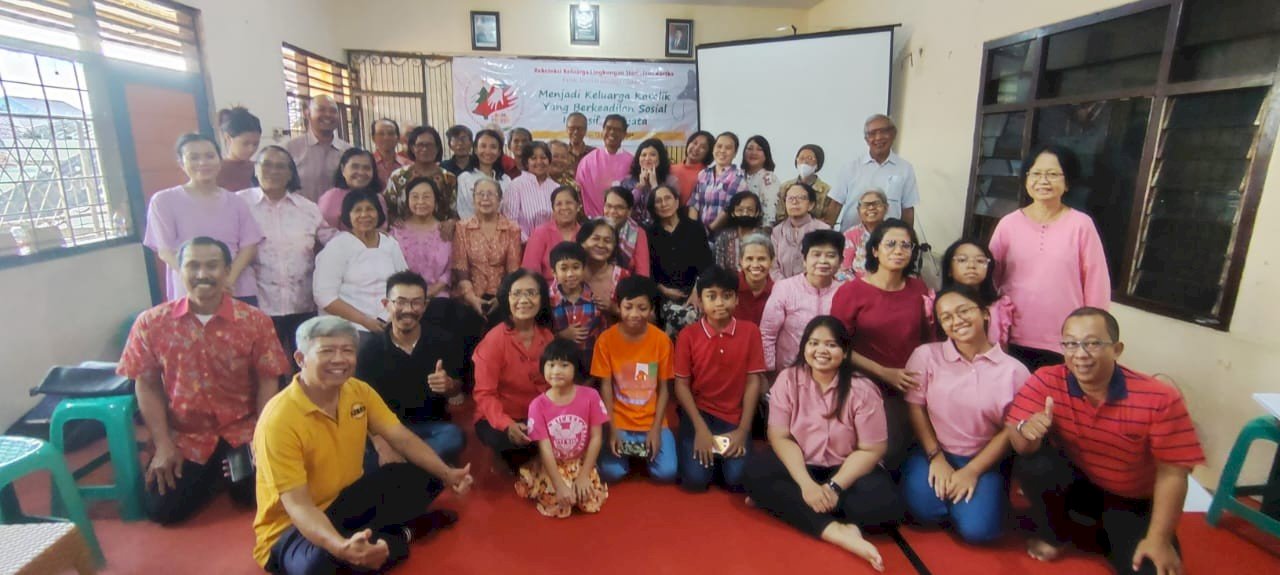 Rekoleksi Adven Lingkungan St. Stanislaus Kostka-Condet: Membangun Keluarga Katolik yang Berkeadilan Sosial dan Inklusif